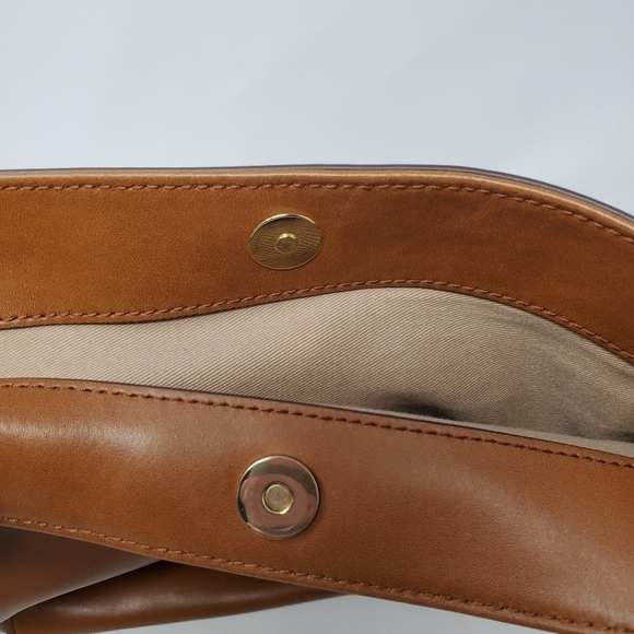G.I.L.I Genuine Leather Satchal in Tan - Picture 15 of 16